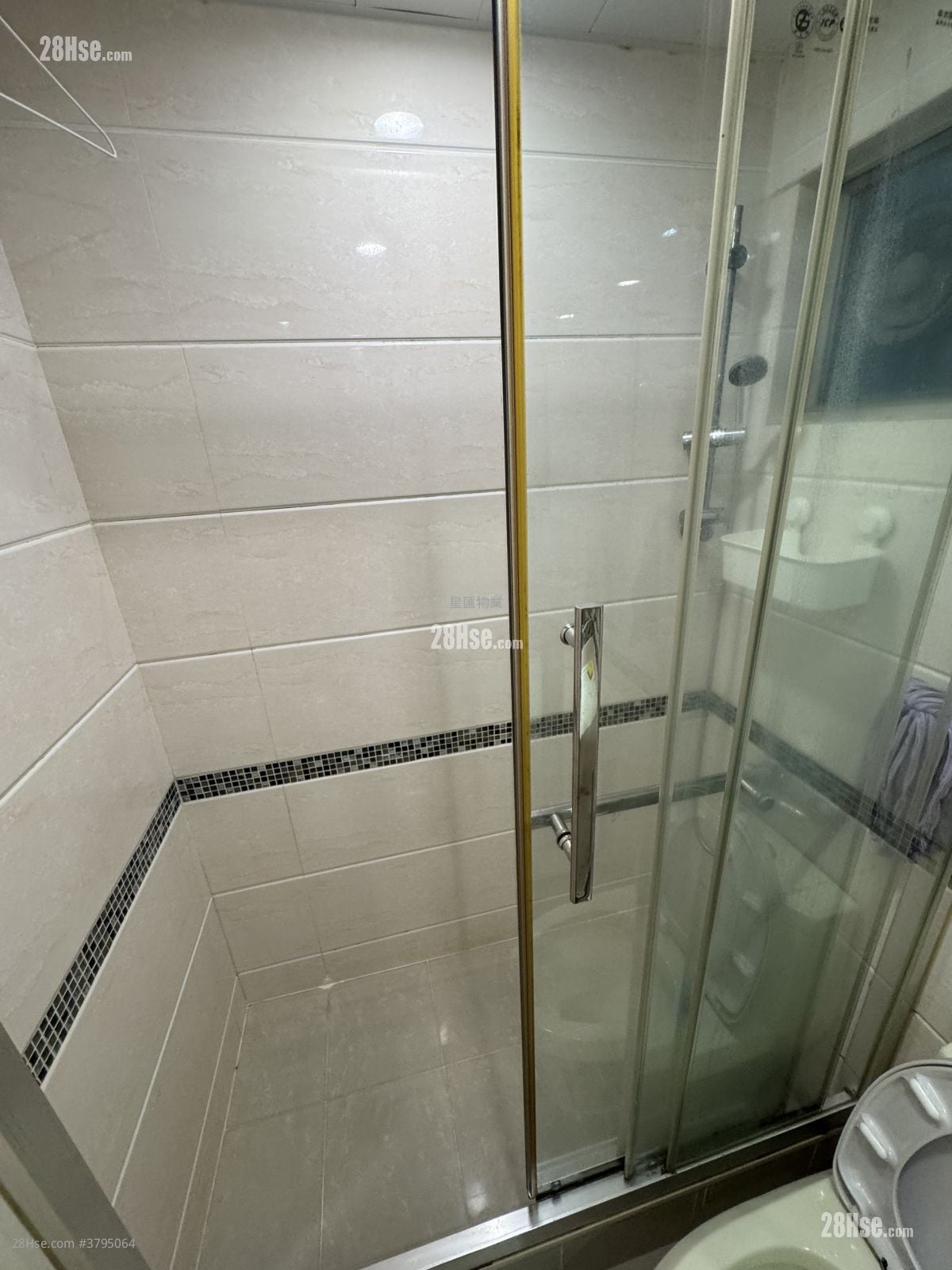 Whampoa Garden Rental 2 Bedrooms , 1 Bathroom 389 ft²