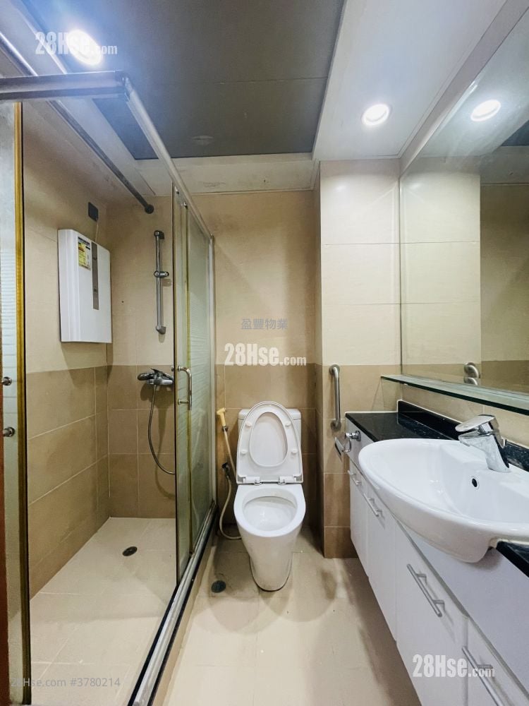 The Grandeur Rental 2 Bedrooms , 1 Bathroom 391 ft²