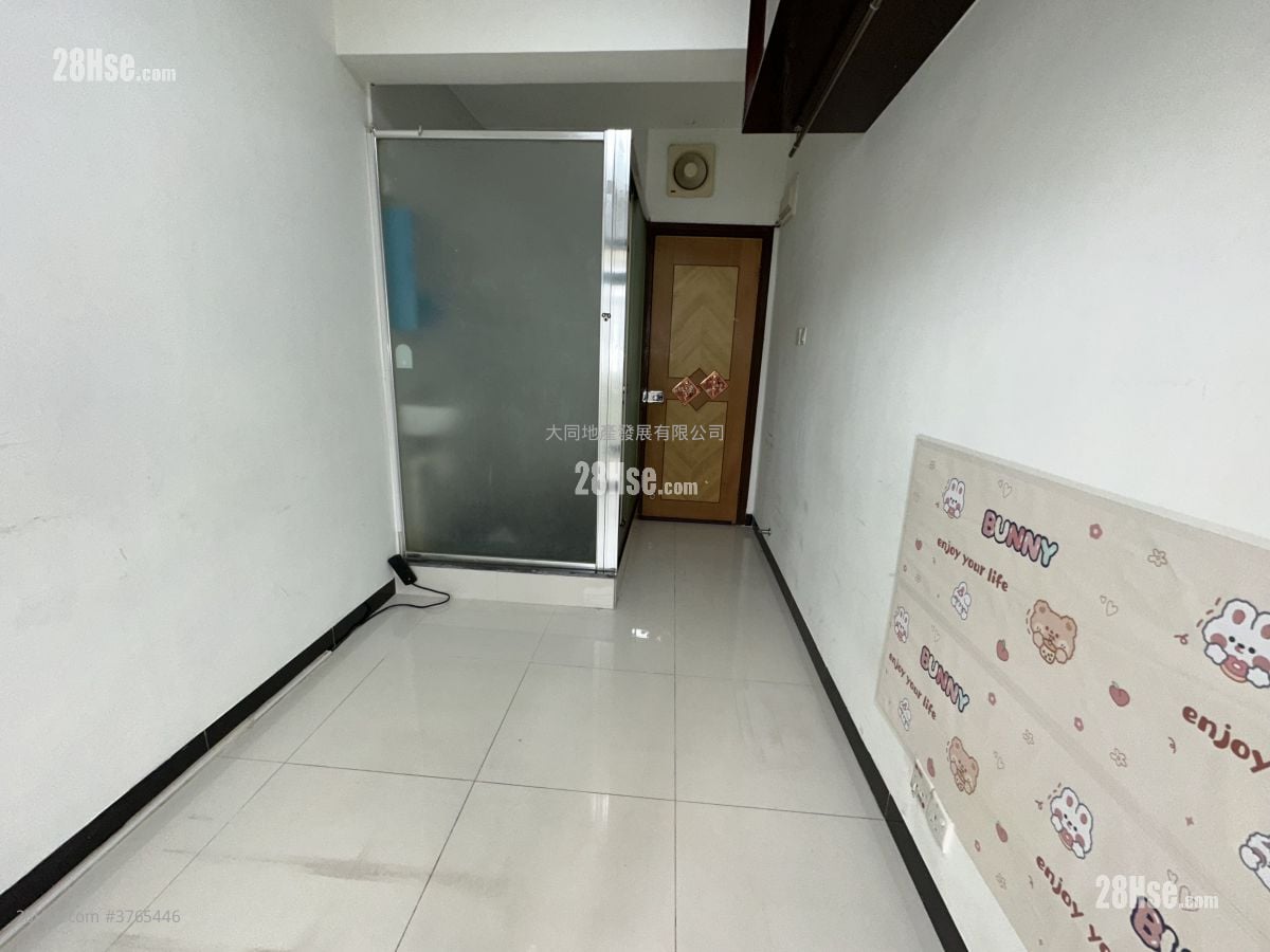 华德大厦 租盘 1 房 , 1 浴室 189 平方尺