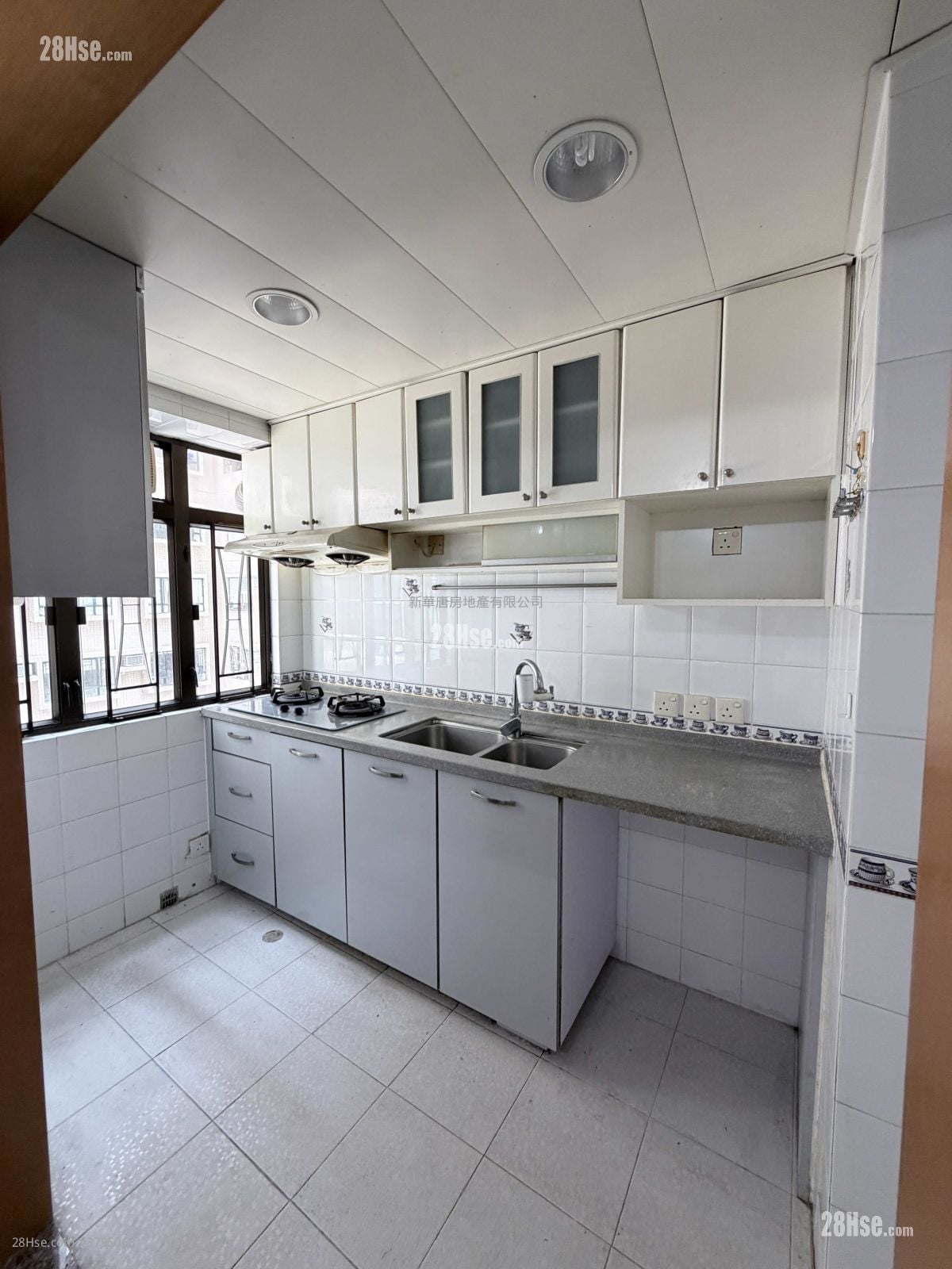 Robinson Heights Rental 3 Bedrooms , 2 Bathrooms 746 ft²