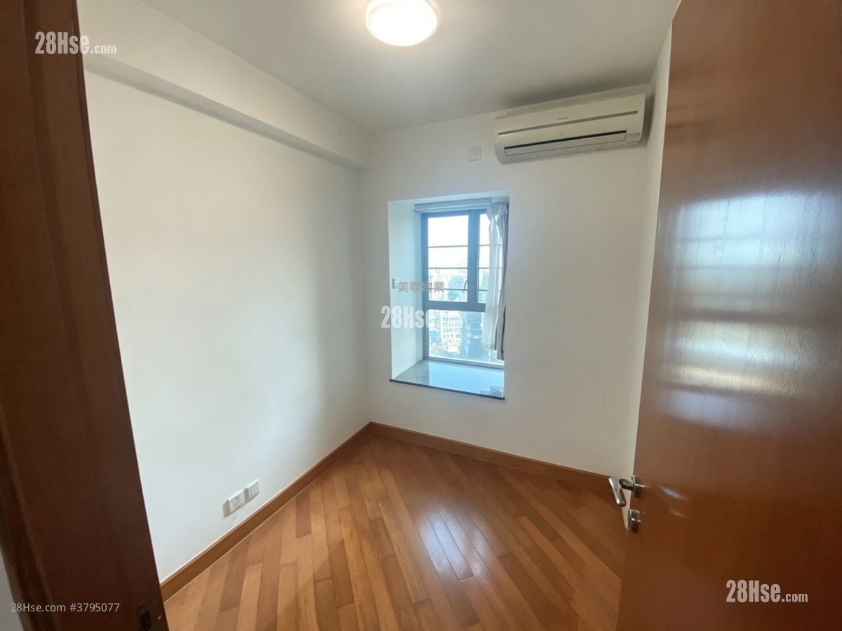 Park Central Sell 3 Bedrooms 638 ft²