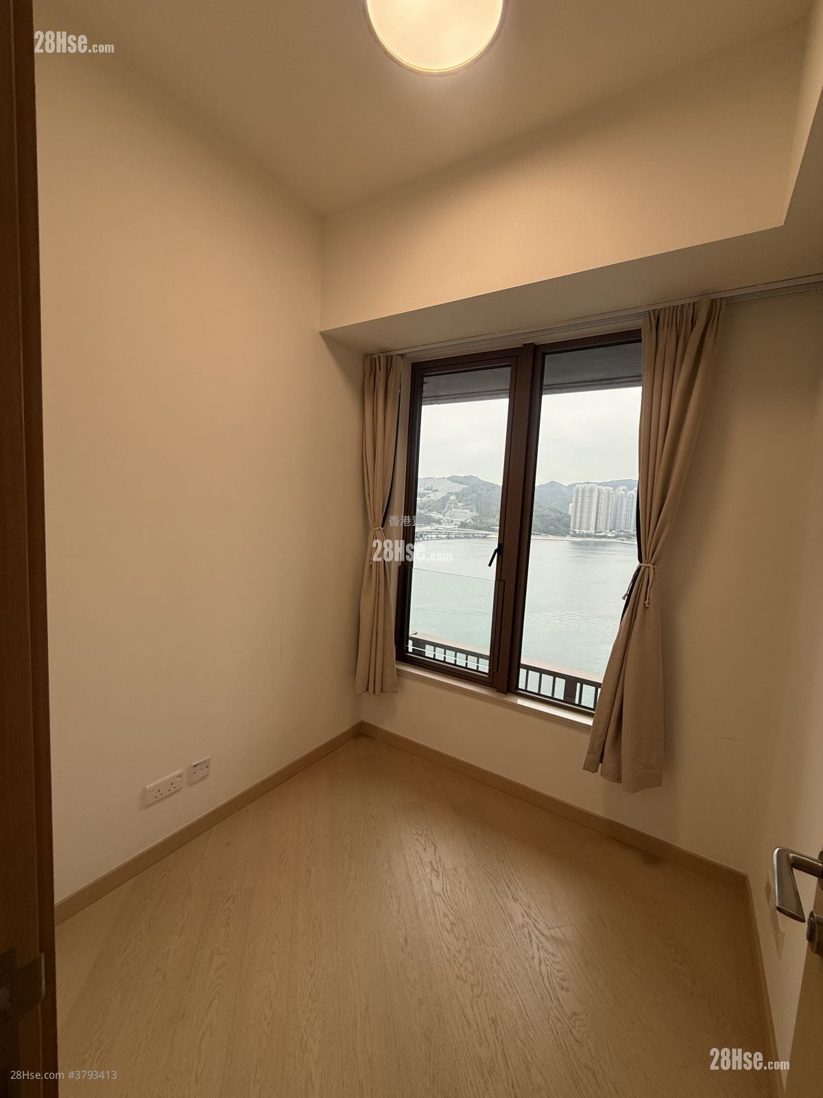 Lp10 Rental 3 Bedrooms , 2 Bathrooms 796 ft²