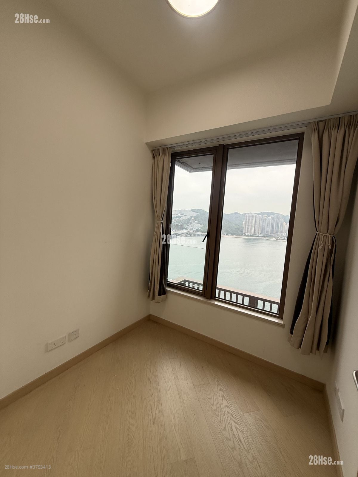 Lp10 Rental 3 Bedrooms , 2 Bathrooms 796 ft²