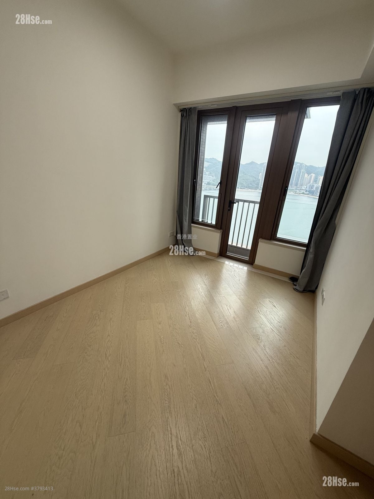 Lp10 Rental 3 Bedrooms , 2 Bathrooms 796 ft²
