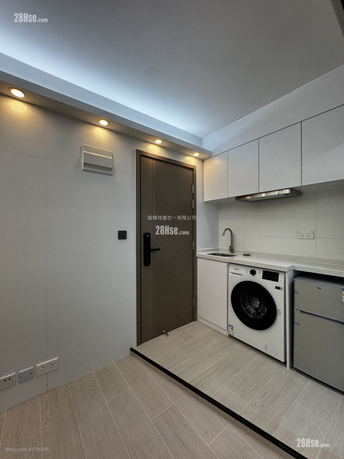 四海大厦 租盘 1 房 , 1 浴室 170 平方尺