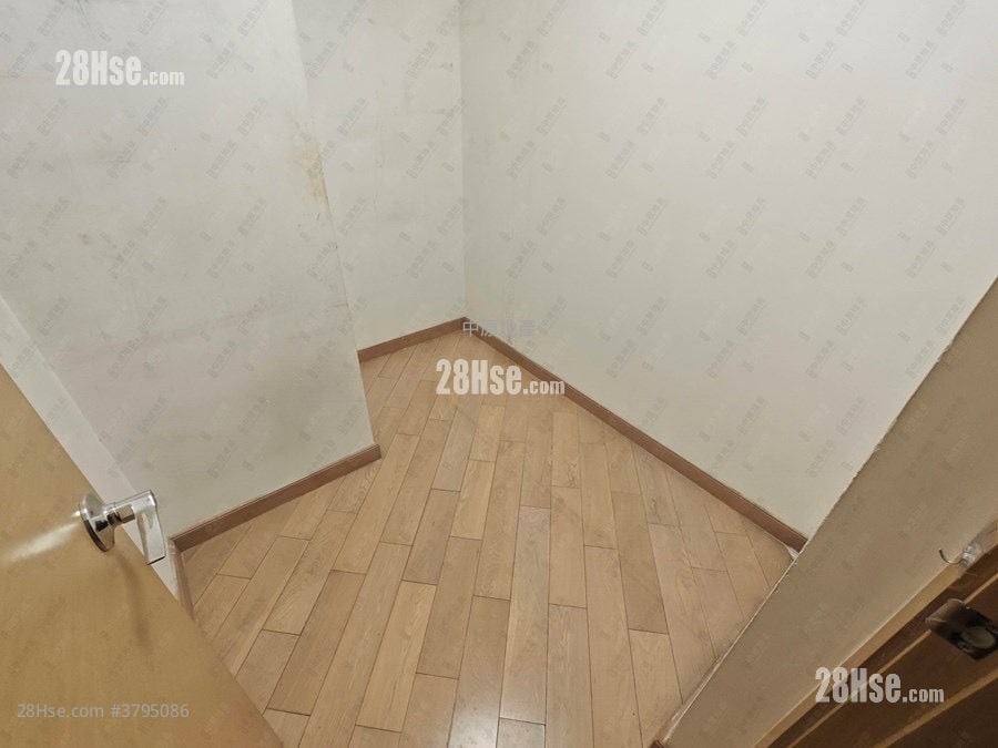 Park Nara Sell 3 Bedrooms 563 ft²