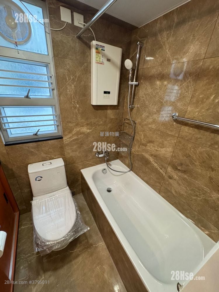 Whampoa Garden Rental 3 Bedrooms , 2 Bathrooms 614 ft²