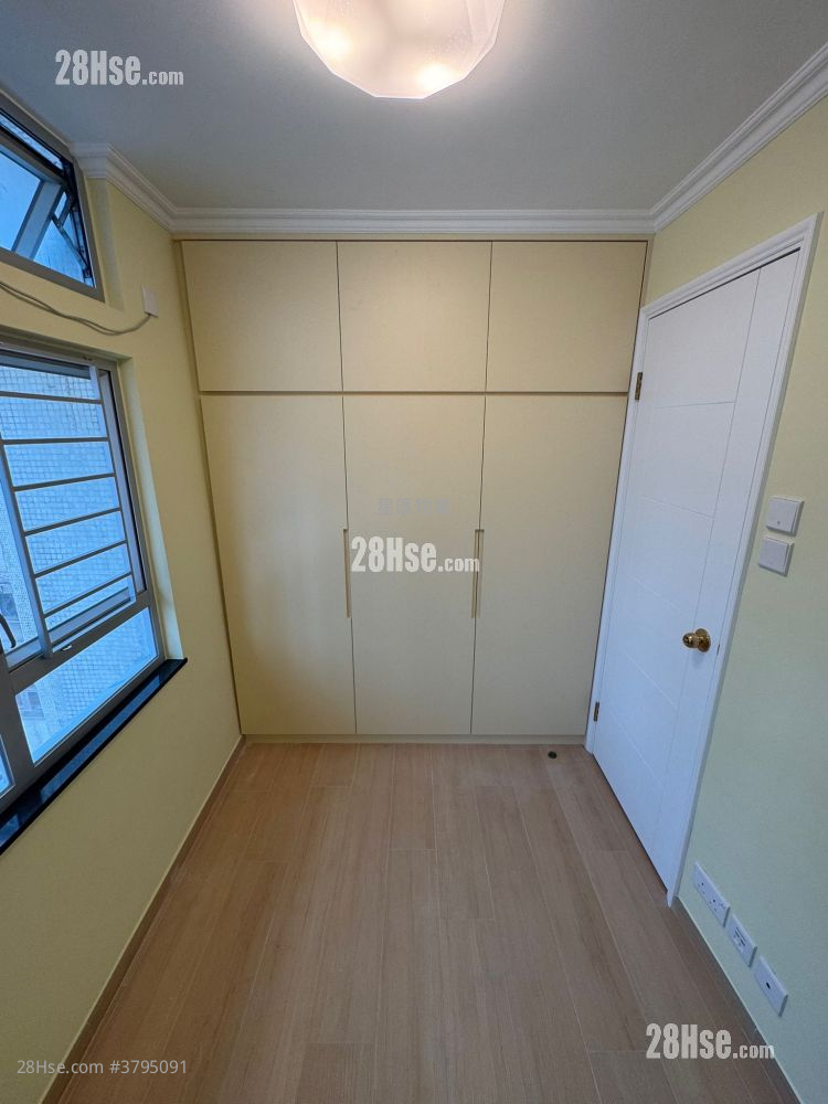 Whampoa Garden Rental 3 Bedrooms , 2 Bathrooms 614 ft²
