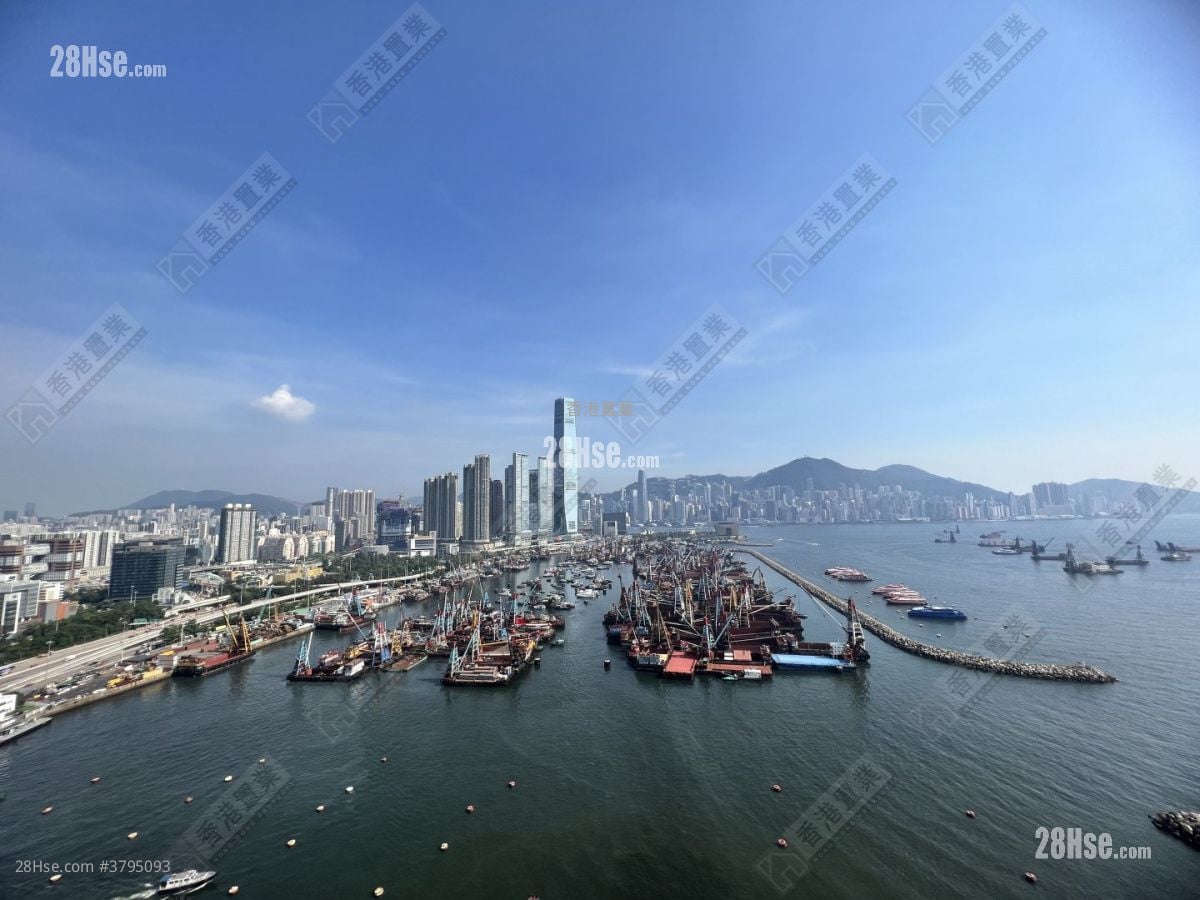 一号银海 售盘 3 房 , 2 浴室 746 平方尺