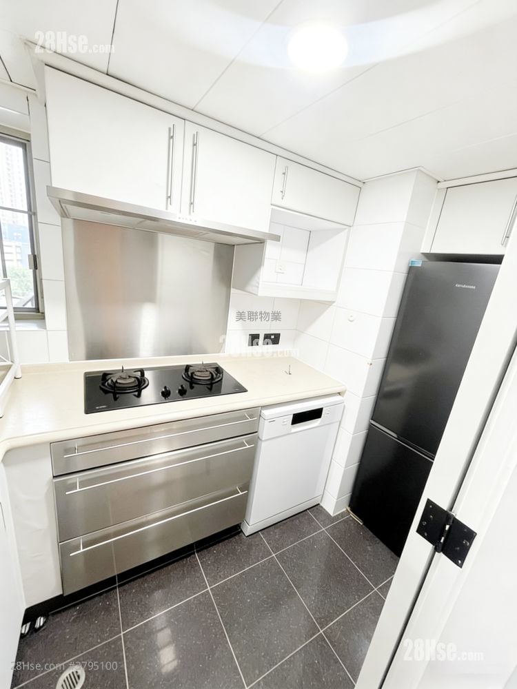 Park Central Sell 2 Bedrooms 384 ft²