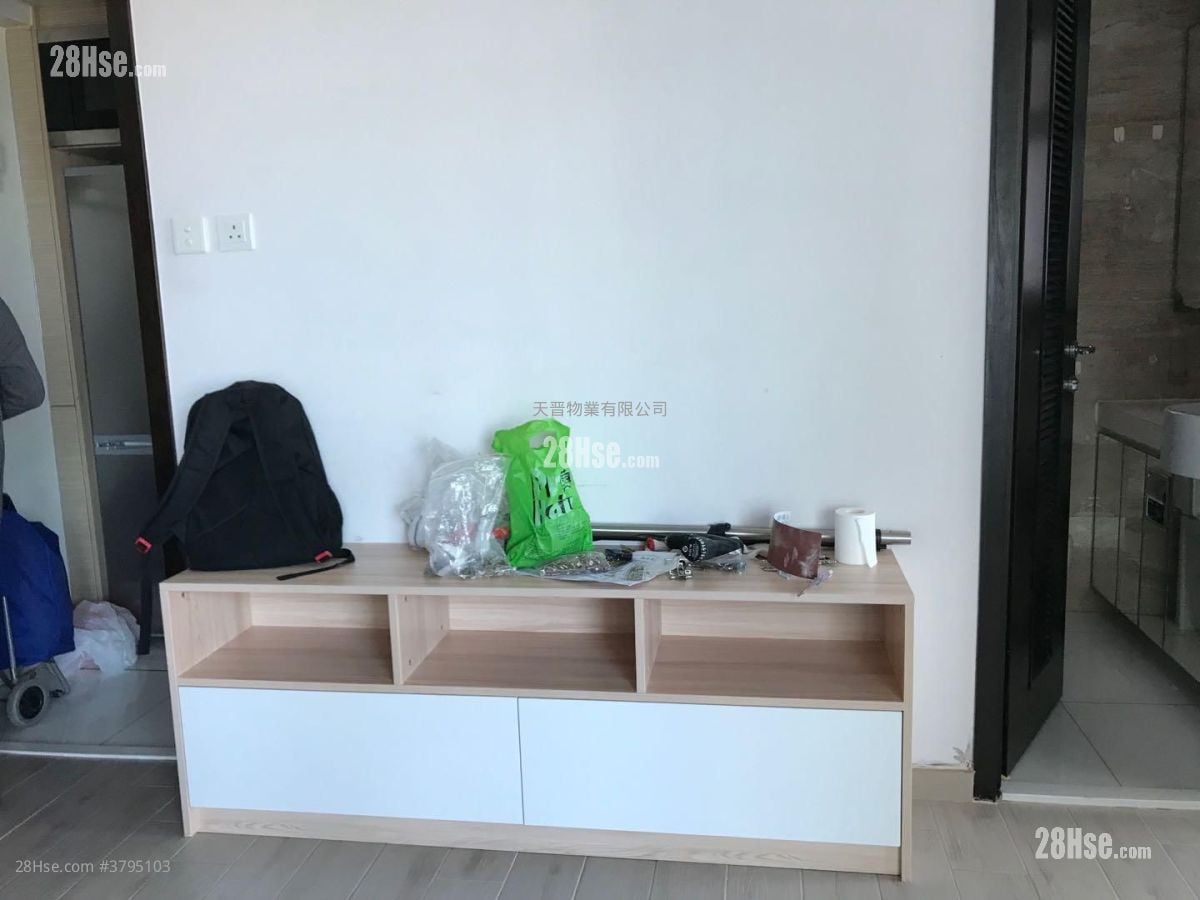 Grand Waterfront Sell 2 Bedrooms , 1 Bathroom 360 ft²