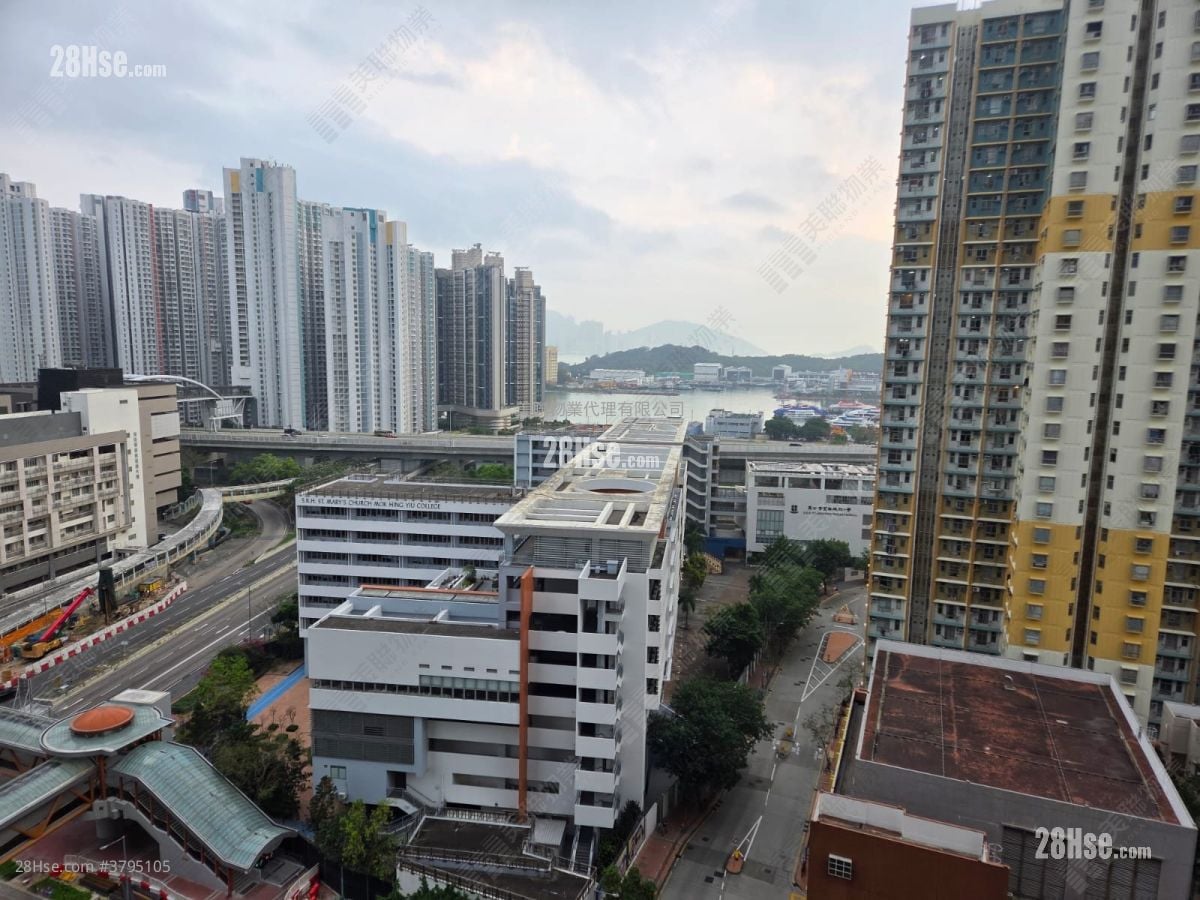 Aquamarine Sell 2 Bedrooms , 1 Bathroom 502 ft²