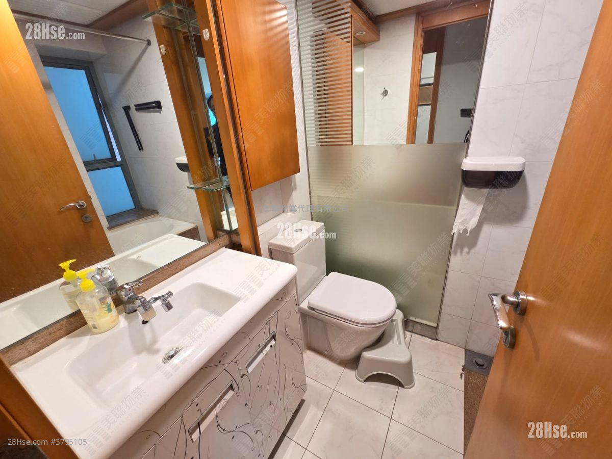 Aquamarine Sell 2 Bedrooms , 1 Bathroom 502 ft²