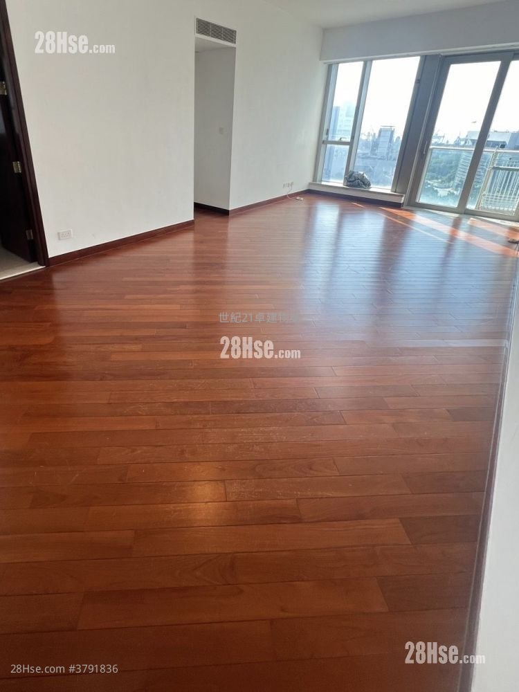 The Coronation Sell 3 Bedrooms , 2 Bathrooms 958 ft²