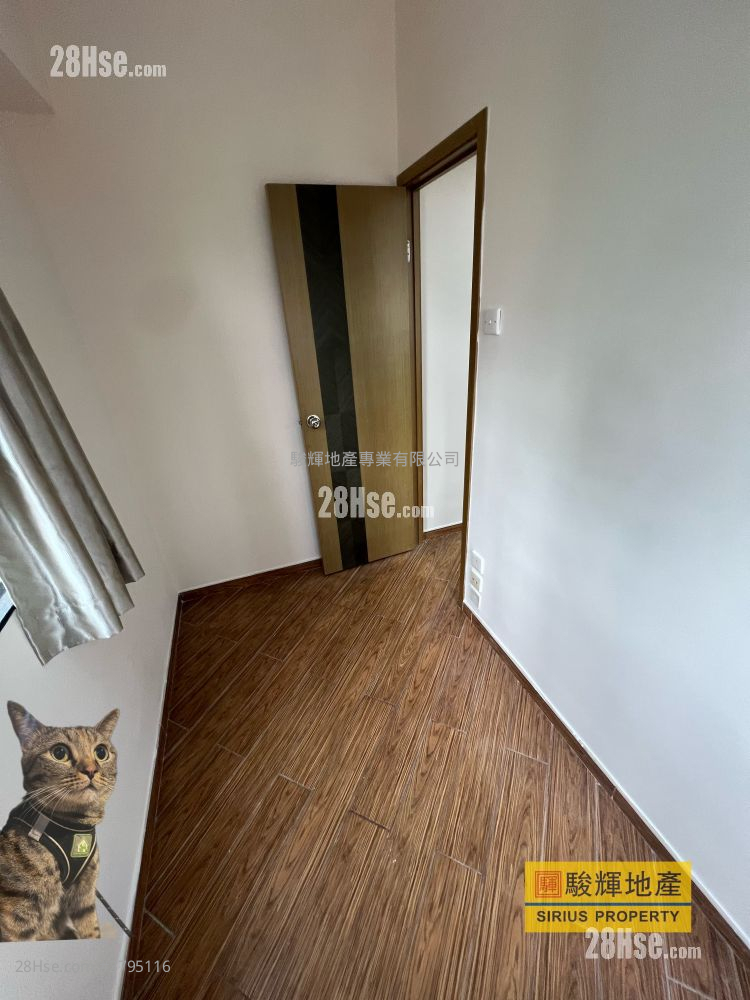 Pat Chun Mansion Sell 2 Bedrooms , 1 Bathroom 246 ft²