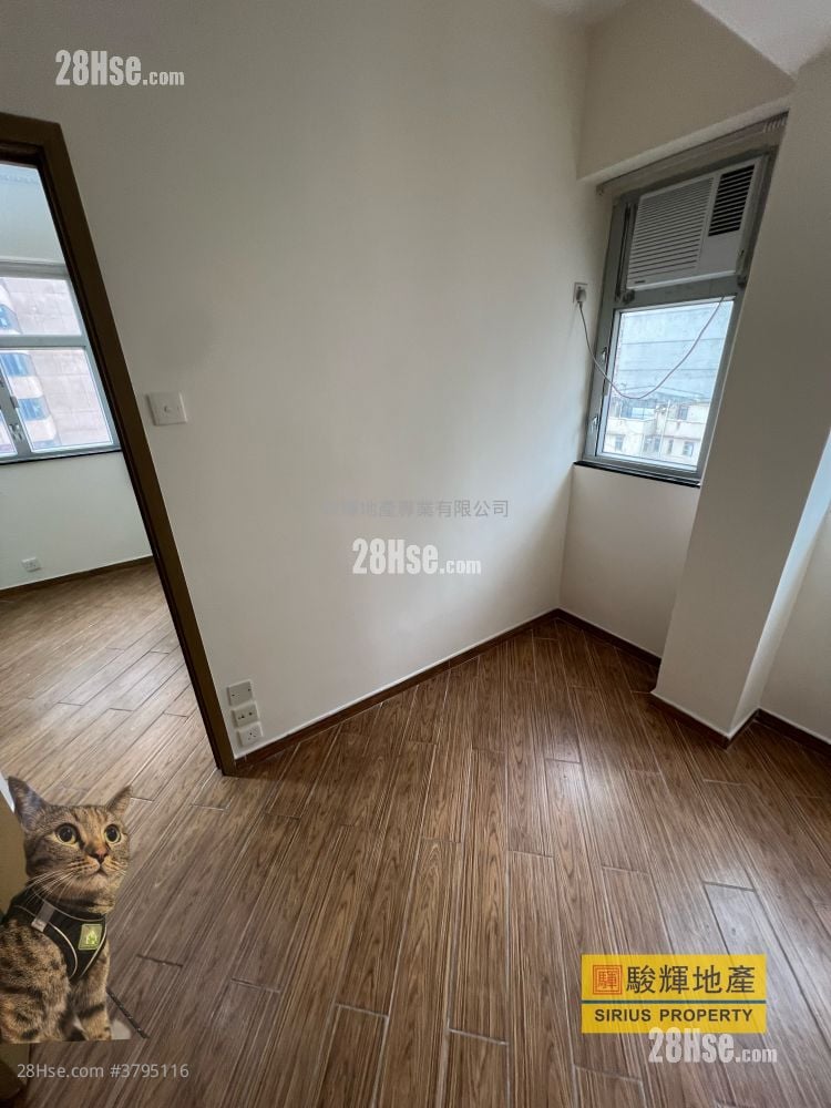 Pat Chun Mansion Sell 2 Bedrooms , 1 Bathroom 246 ft²