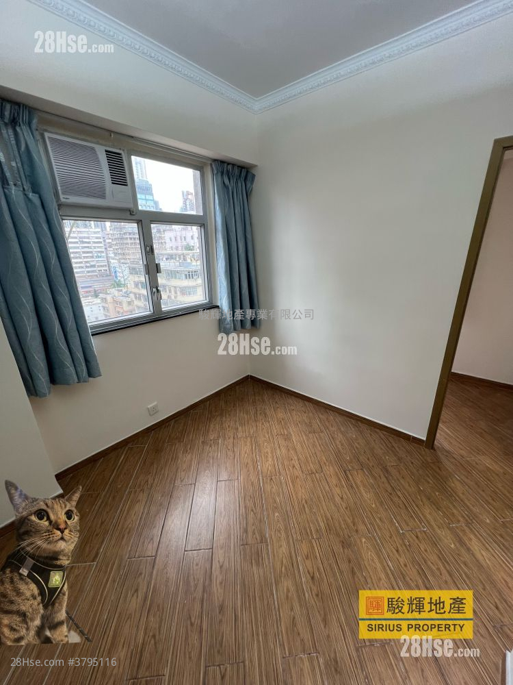 Pat Chun Mansion Sell 2 Bedrooms , 1 Bathroom 246 ft²