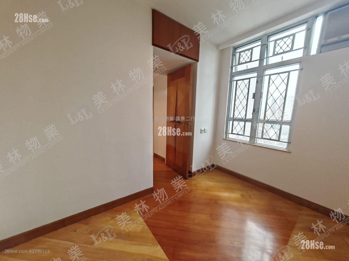 Hong Yat Court Sell 2 Bedrooms , 1 Bathroom 506 ft²