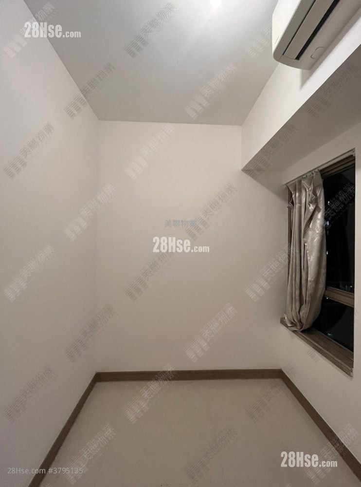 Ocean Pride Sell 2 Bedrooms , 1 Bathroom 524 ft²