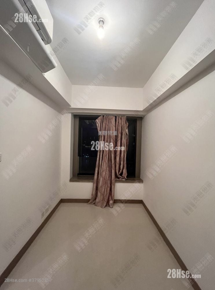 Ocean Pride Sell 2 Bedrooms , 1 Bathroom 524 ft²