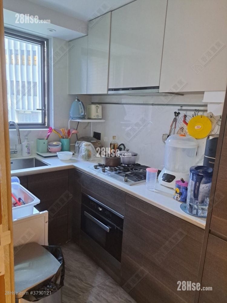 Phase 1B Of The Campton Sell 2 Bedrooms , 1 Bathroom 514 ft²