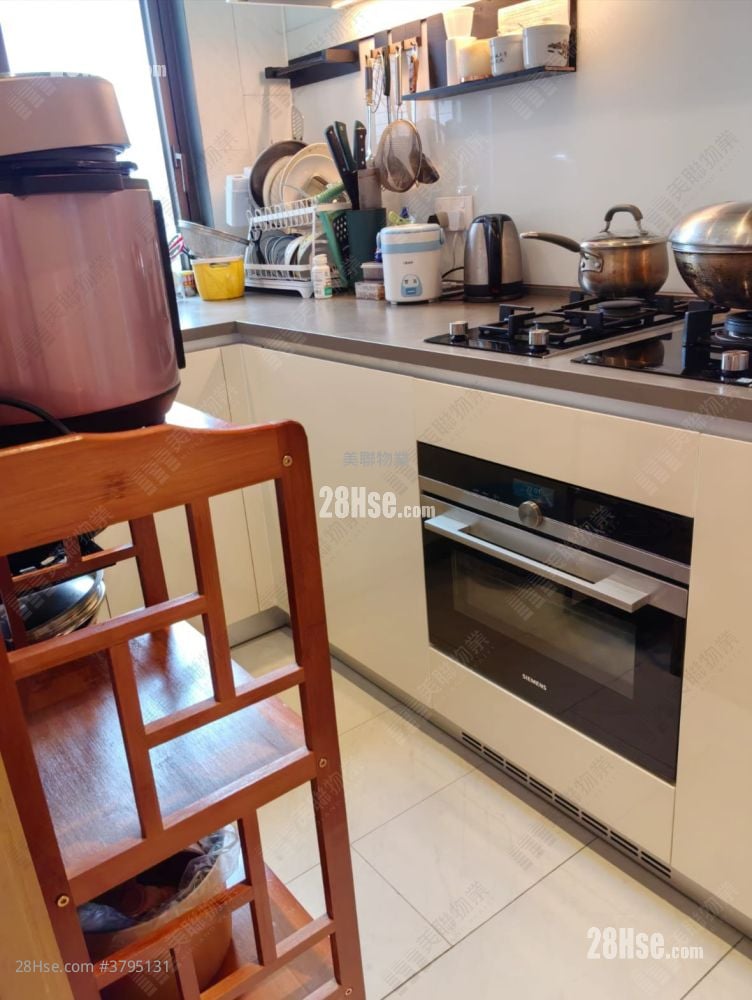 Lp6 Sell 2 Bedrooms 526 ft²