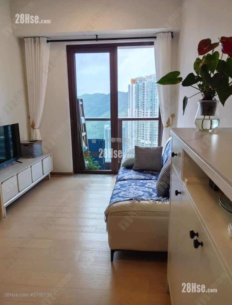 Lp6 Sell 2 Bedrooms 526 ft²