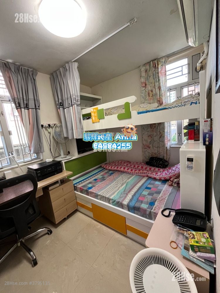 Telford Gardens Sell 2 Bedrooms , 1 Bathroom 513 ft²