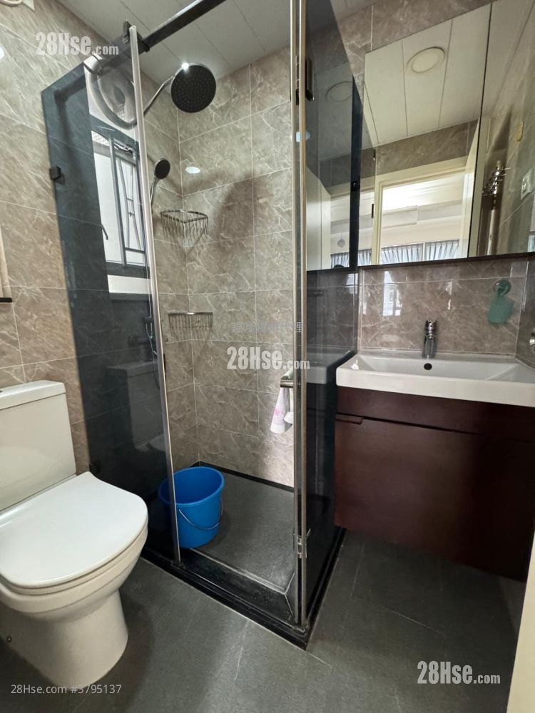 Fu Hong Building Rental Studio , 1 Bathroom 278 ft²