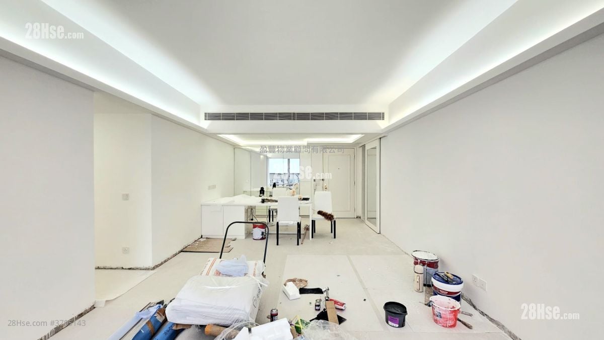 Convention Plaza Sell 2 Bedrooms , 2 Bathrooms 990 ft²