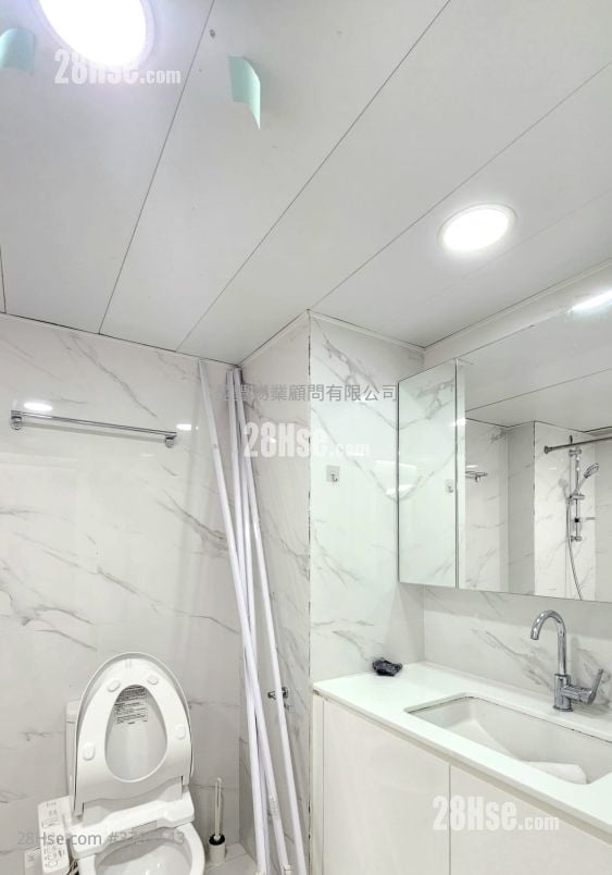 Convention Plaza Sell 2 Bedrooms , 2 Bathrooms 990 ft²