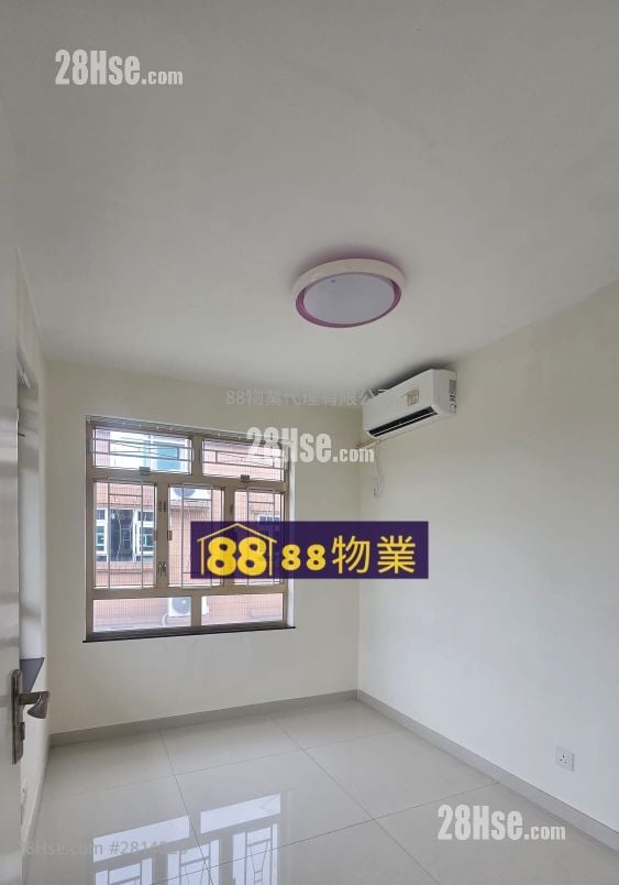 村屋 租盘 3 房 , 1 浴室 700 平方尺