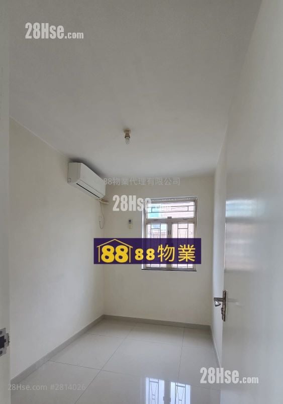 村屋 租盘 3 房 , 1 浴室 700 平方尺