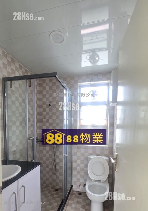 村屋 租盘 3 房 , 1 浴室 700 平方尺