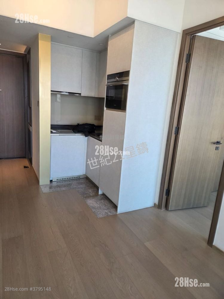 15 Western Street Rental 1 Bedroom , 2 Bathrooms 307 ft²