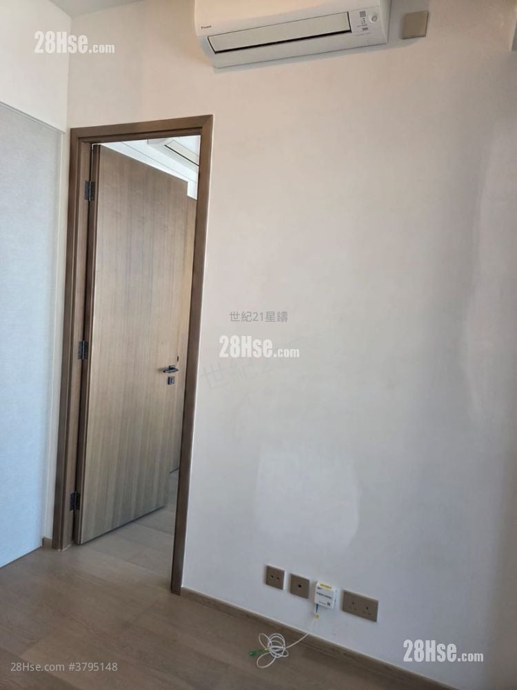 15 Western Street Rental 1 Bedroom , 2 Bathrooms 307 ft²