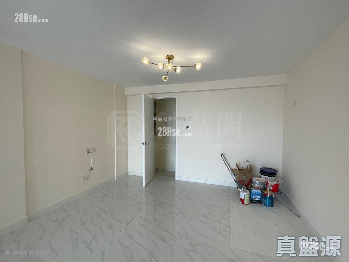 City Garden Sell 3 Bedrooms 1,032 ft²