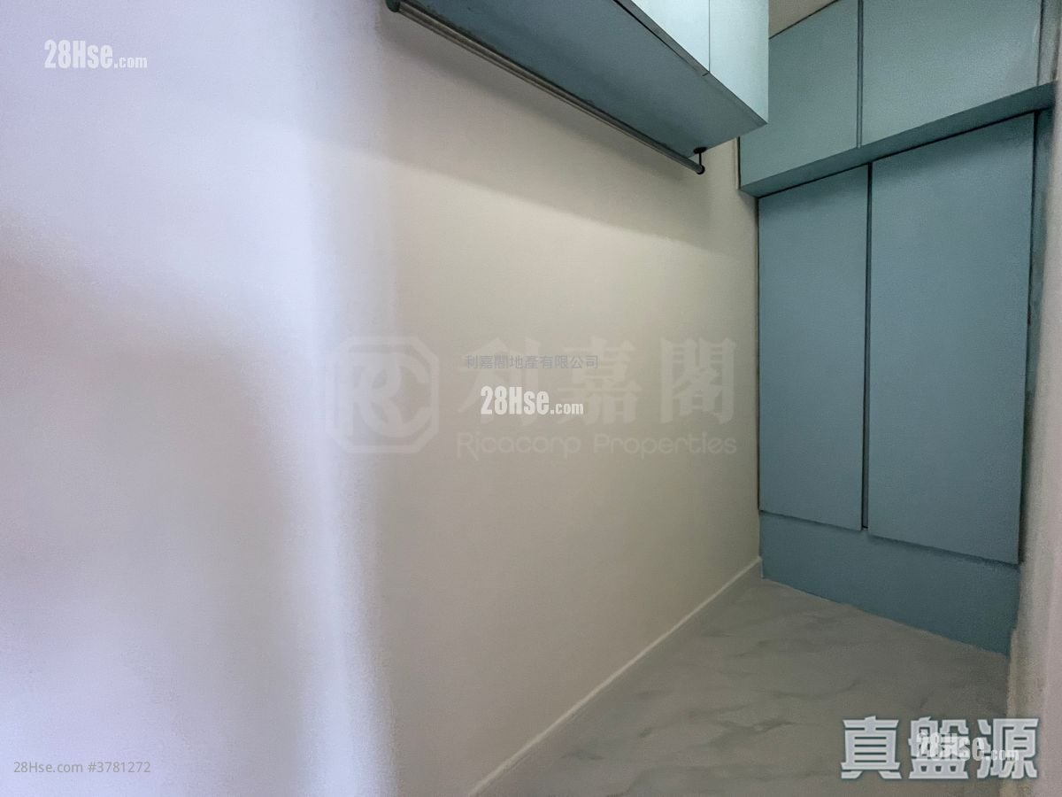 City Garden Sell 3 Bedrooms 1,032 ft²