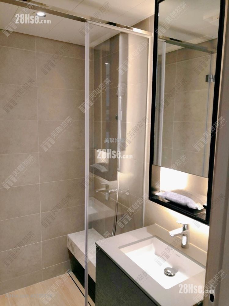 Lp6 Sell 1 Bedroom 305 ft²