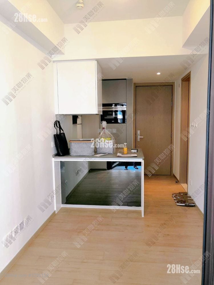 Lp6 Sell 1 Bedroom 305 ft²