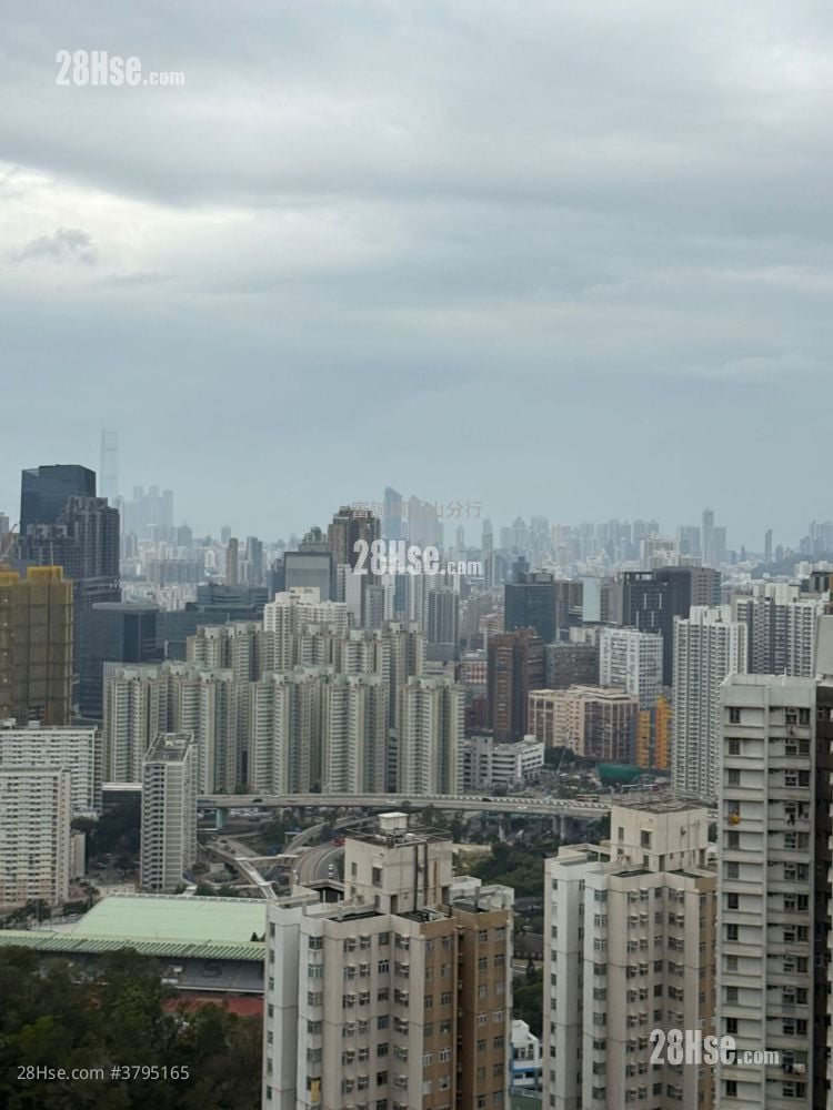 琼丽苑 售盘 3 房 , 1 浴室 645 平方尺