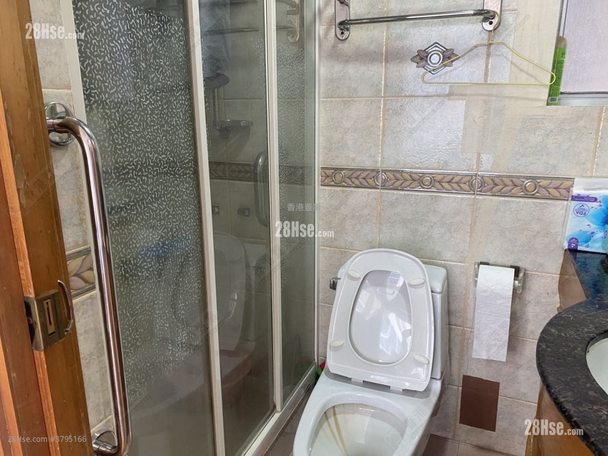 海峯园 售盘 3 房 , 2 浴室 817 平方尺