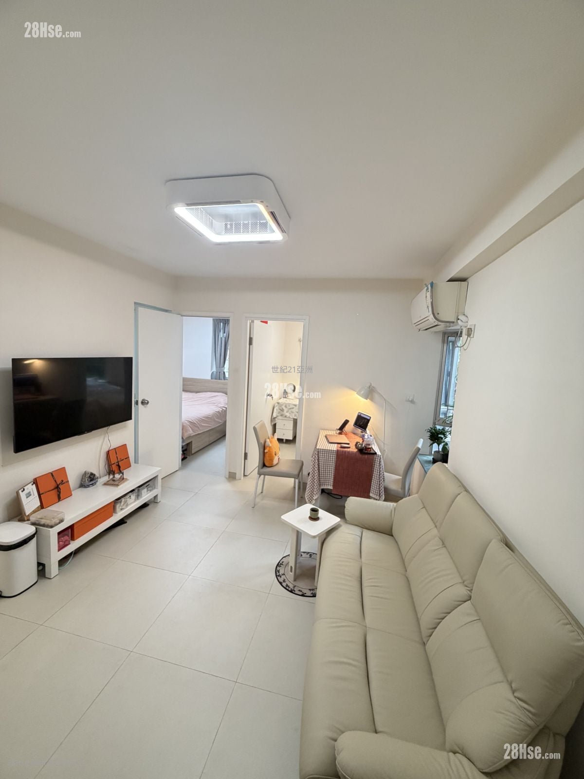 Hoover Towers Rental 2 Bedrooms , 1 Bathroom 343 ft²