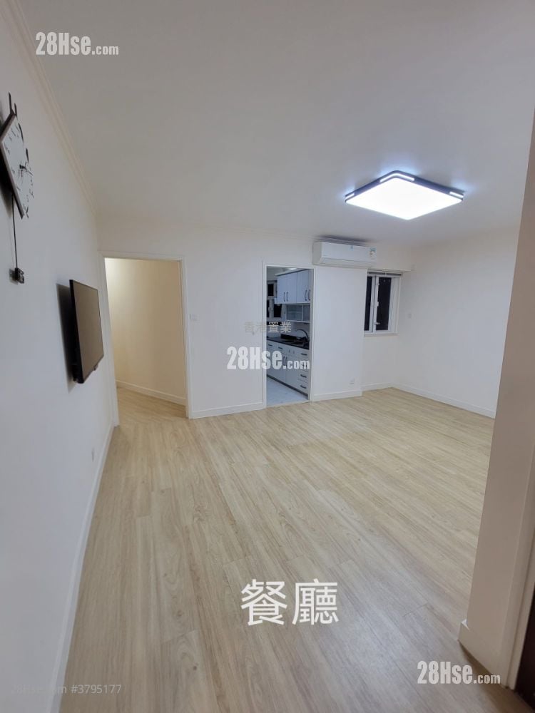 和富中心 租盘 3 房 , 2 浴室 1,267 平方尺