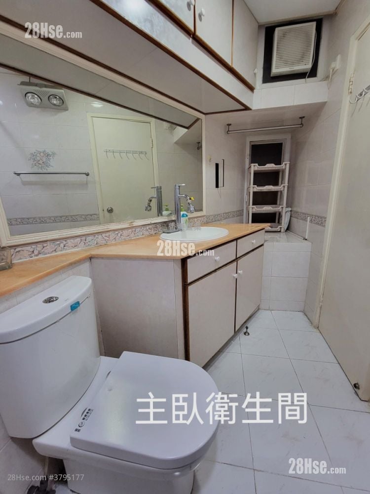 和富中心 租盘 3 房 , 2 浴室 1,267 平方尺