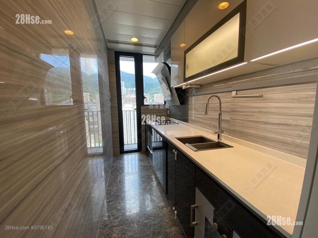 Upton Sell 3 Bedrooms , 2 Bathrooms 1,053 ft²