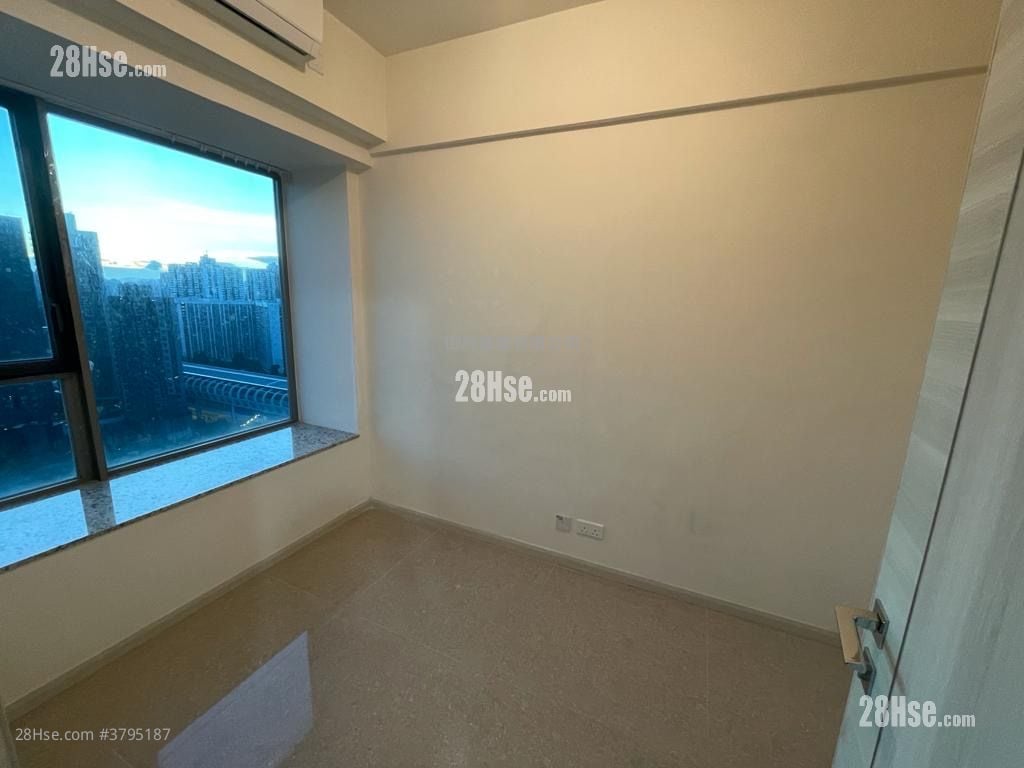 世宙 租盘 430 平方尺