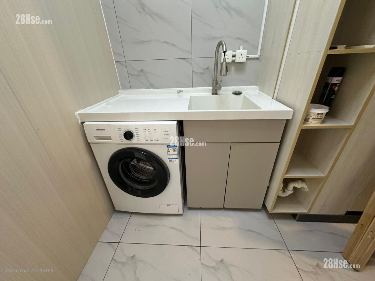 519 Nathan Road Rental 2 Bedrooms , 1 Bathroom
