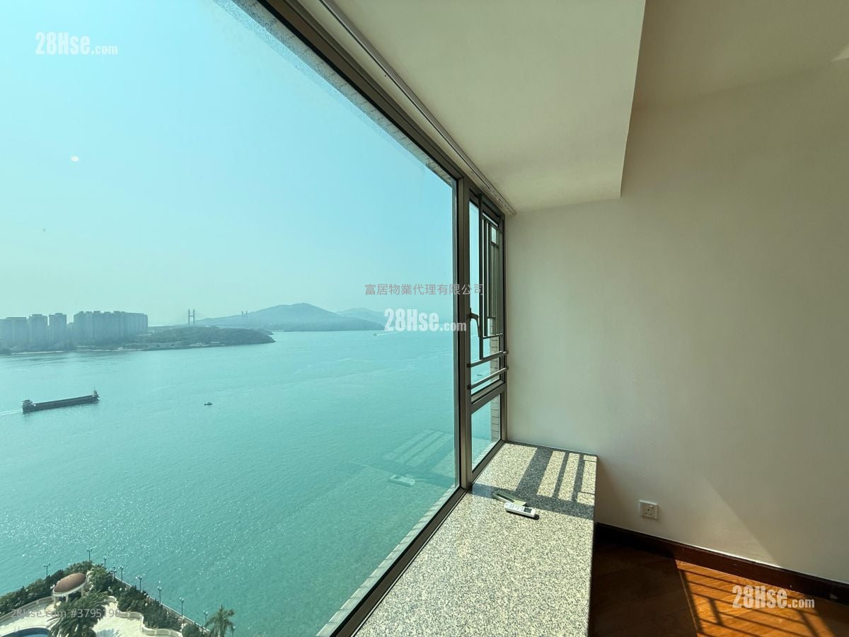 Bellagio Sell 4 Bedrooms , 3 Bathrooms 891 ft²