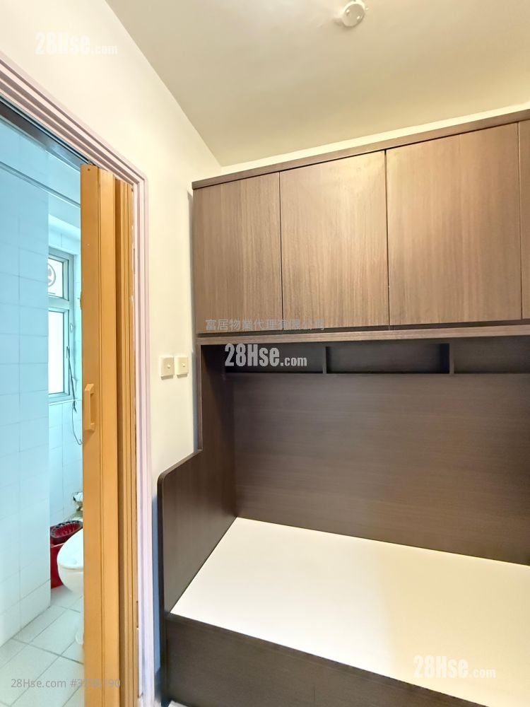 Bellagio Sell 4 Bedrooms , 3 Bathrooms 891 ft²